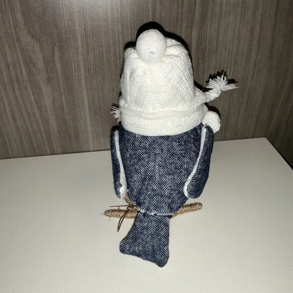 Target 2016 Clipper the Winter Bird hat and scarf with tag Christmas Decor